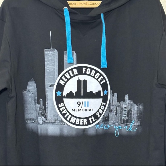 9/11 Memorial Never Forget Circle Hooded Sweatshirt. Unisex size 2XL. Never Worn - Picture 3 of 5